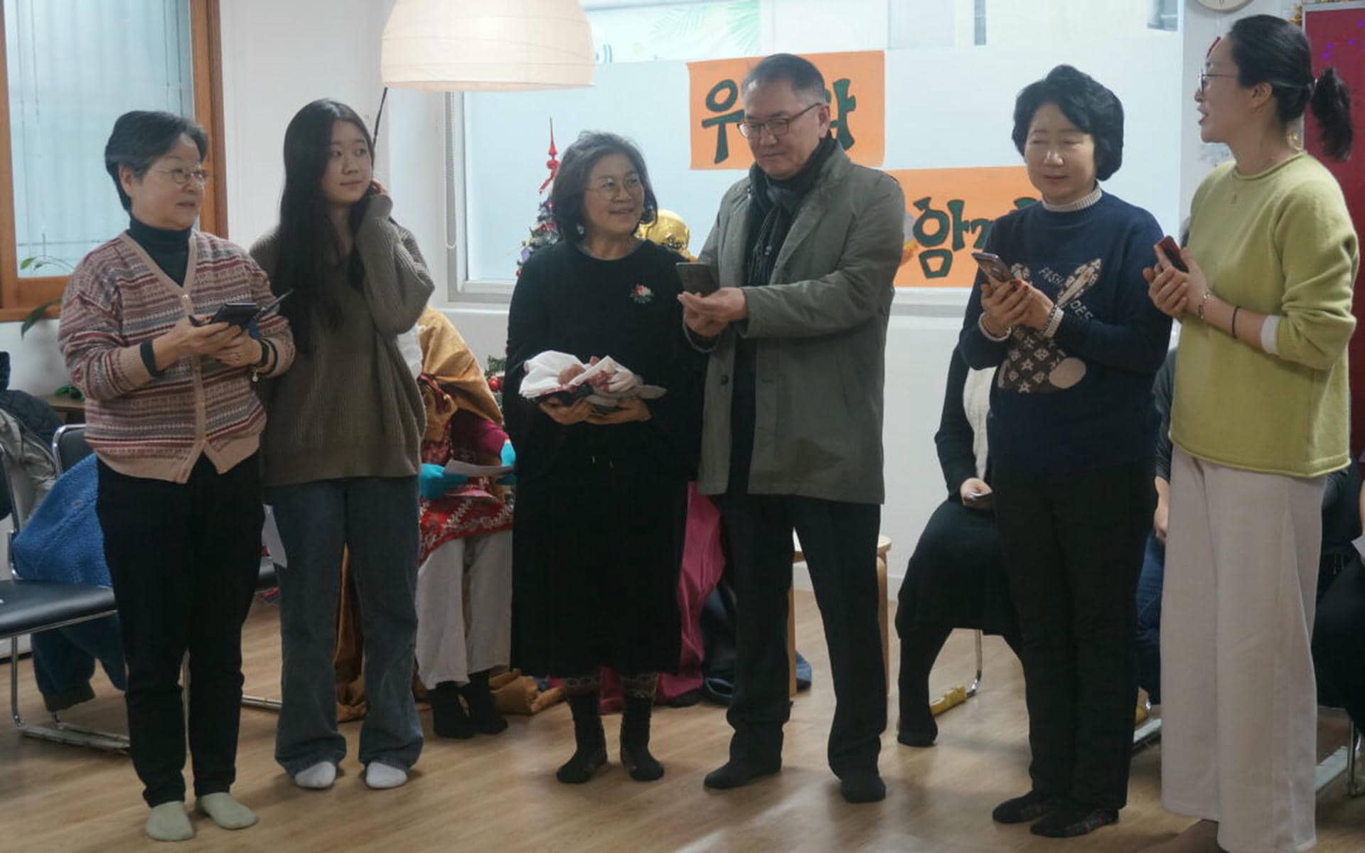 “별을 따르며”